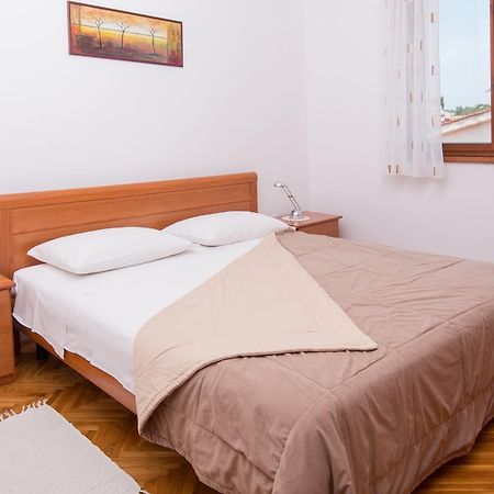 Apartmani Mira Премантура Экстерьер фото