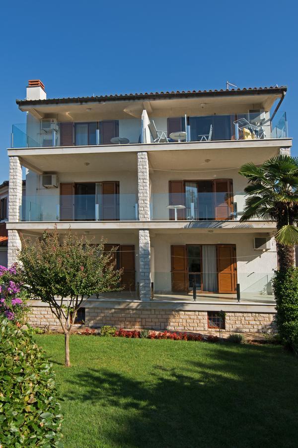 Apartmani Mira Премантура Экстерьер фото